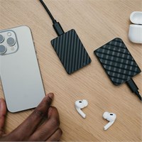 VERBATIM Externi SSD Store&#39;n&#39;Go Mini Diamond