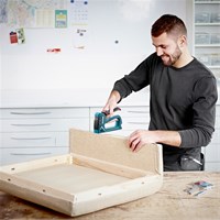 NOVUS J-15 tapetarska klamerica