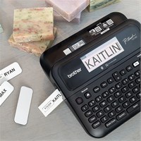 BROTHER P-TOUCH D610BT VP aparat